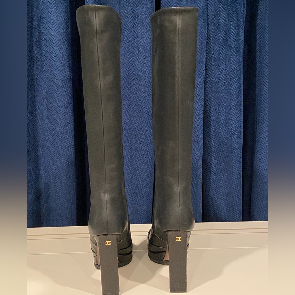 Chanel Tall Boot Heel Classic Black Gold High - Picture 6 of 10